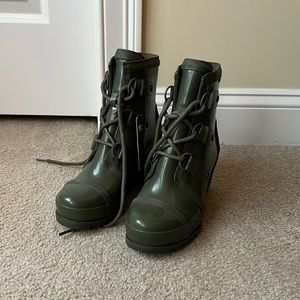 Sorel wedge Joan rain boots
